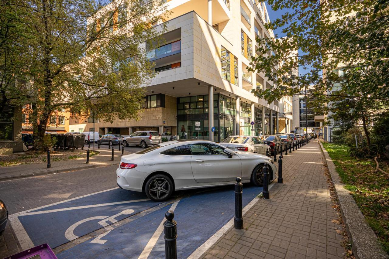 Atelier - Central, Parking, Metro Nearby - By Rentujemy Apartament Warszawa