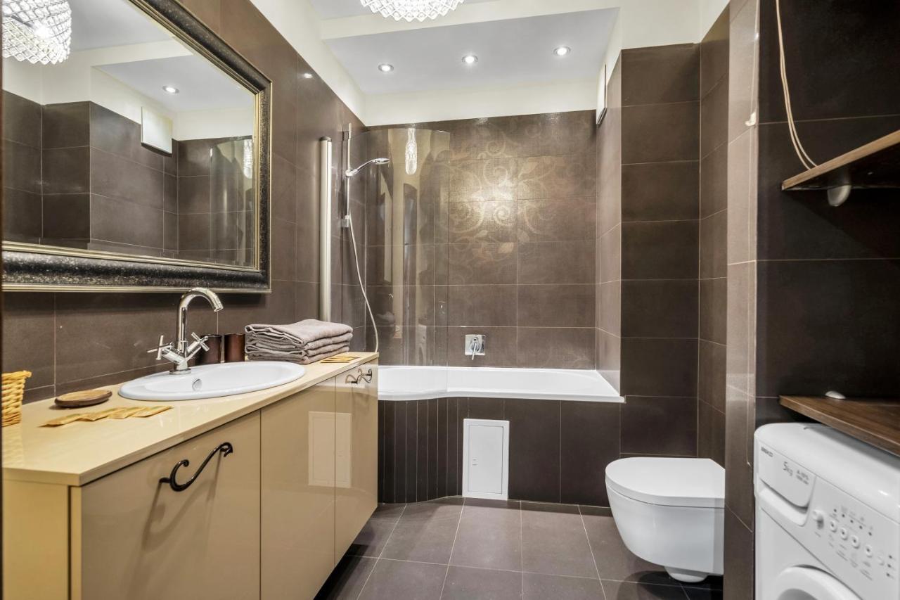 Apartament Atelier - Central, Parking, Metro Nearby - By Rentujemy Warszawa
